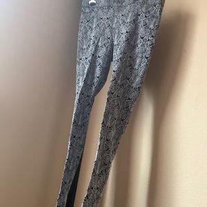 Zac and Rachel leggings